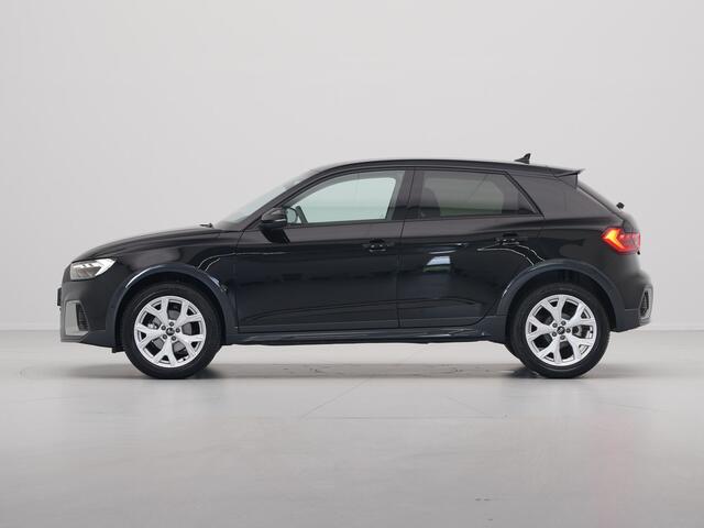 Audi A1 allstreet 30 TFSI 116 pk S-Tronic Advanced edition Camera, Navigatie, Ambient light, Adaptive cruise