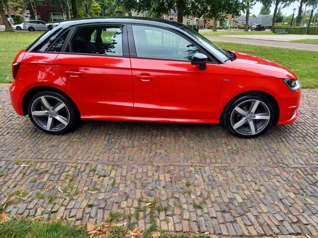 Audi A1 1.0 TFSI Adrenalin