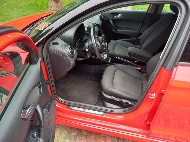 Audi A1 1.0 TFSI Adrenalin