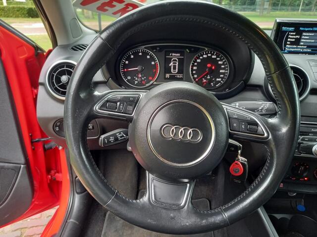 Audi A1 1.0 TFSI Adrenalin
