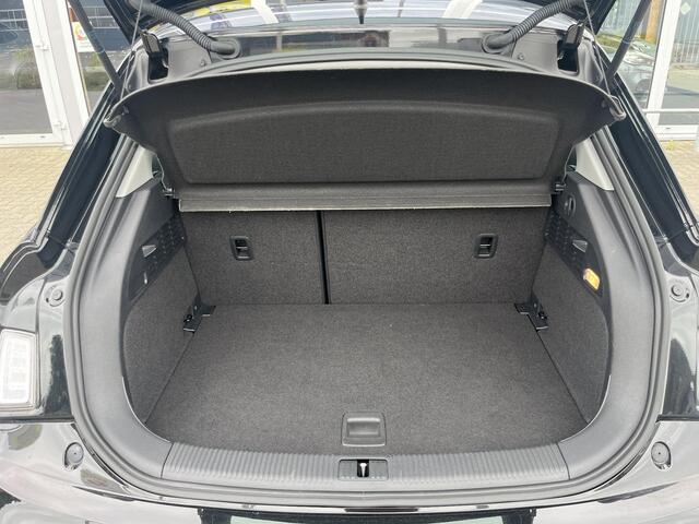 Audi A1 Sportback 1.0 TFSI Adrenalin | S-line | AUTOMAAT | Cruise Control | Navigatie | PDC | NAP