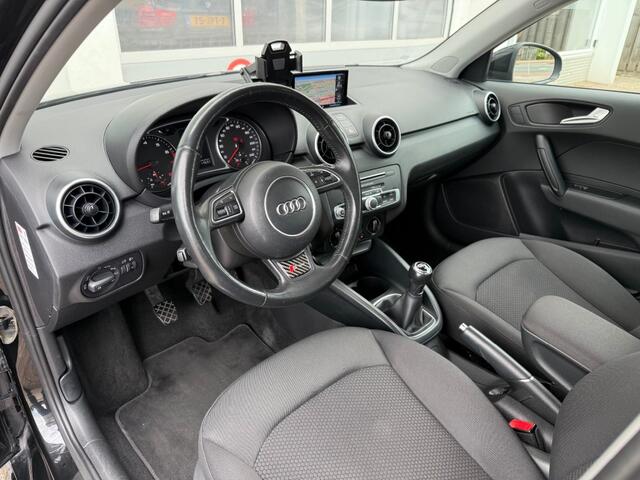 Audi A1 1.0 TFSI 95PK Adrenalin S-line 5-Drs Airco Navi Cruise