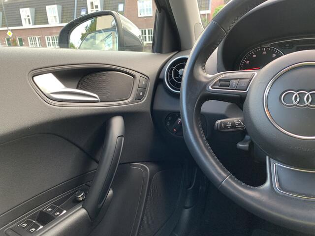 Audi A1 Sportback 1.4 TFSi 125pk S-line, Navi | Airco | Orig NL auto