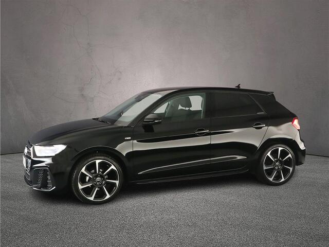 Audi A1 Sportback 25 TFSI S edition | Camera | Adapt. Cruise | Parkeerhulp | Optiek zwart | Keyless | S Line | 18 inch | Verlengde Garantie | LED | Stoelverwarming |