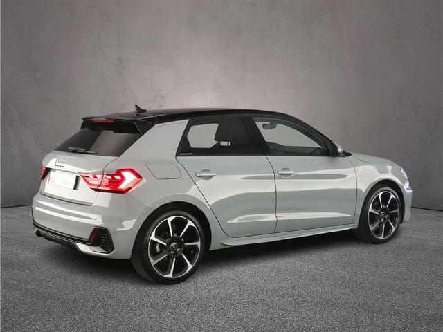 Audi A1 Sportback 35 TFSI S Edition | Adapt. Cruise | 18 inch | Audi sound | MMI Navi | LED | Ambient light | Keyless | S Line | Optiek Zwart | Stoelverwarming |