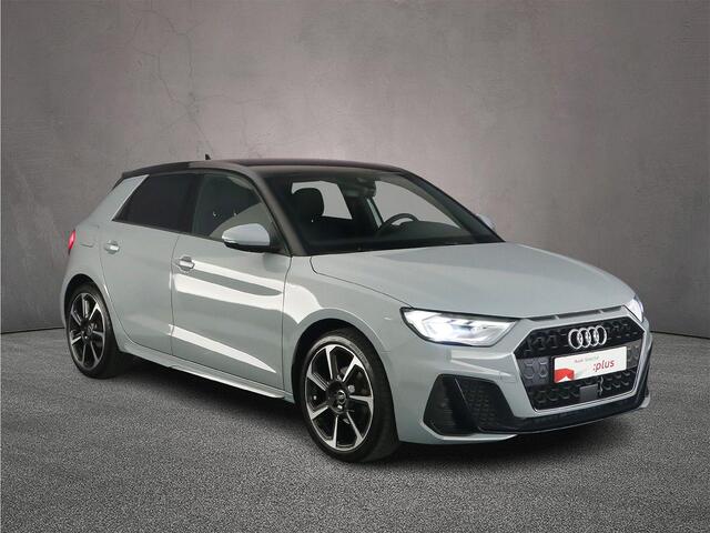 Audi A1 Sportback 35 TFSI S Edition | Adapt. Cruise | 18 inch | Audi sound | MMI Navi | LED | Ambient light | Keyless | S Line | Optiek Zwart | Stoelverwarming |