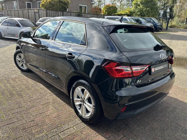 Audi A1 Sportback 25 TFSI Automaat Pro Line Carplay / Parkeersensors / Digi-dash