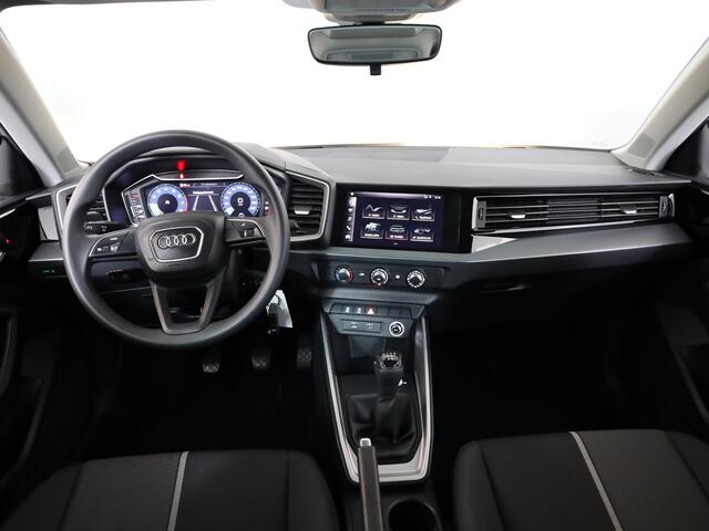 Audi A1 Sportback 25 TFSI 95 PK | Navigatie via app | Cruise control | 17inch LM velgen | Airco |
