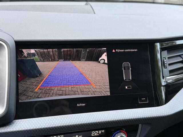 Audi A1 Sportback 25 TFSI AUT. *!* LED/ CAMERA/ RADAR/ CARPLAY/ 17 INCH *!*