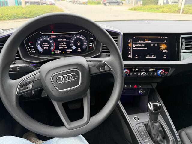Audi A1 Sportback 30 TFSI S-Line | LED | Keyless | Sfeer | Carplay | Stoelverwarming