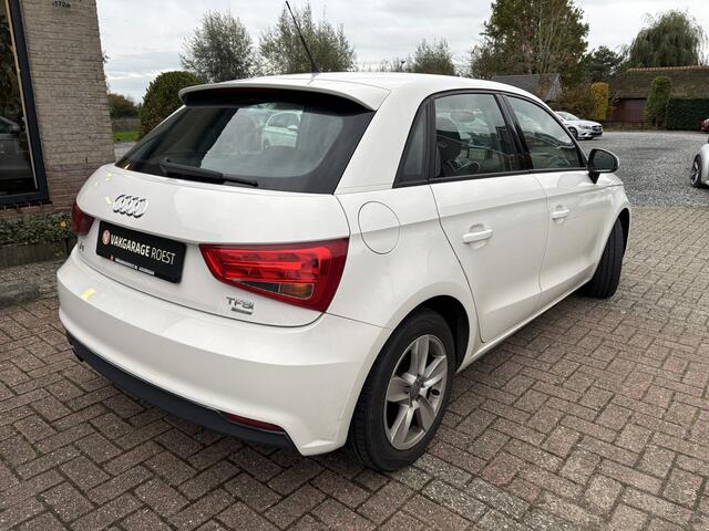 Audi A1 Sportback 5DRS 1.0 TFSI Pro Line Navigatie / Cruise control
