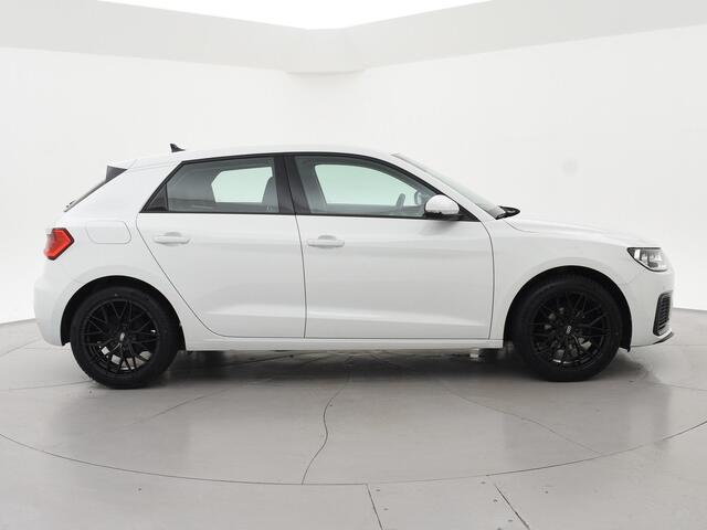 Audi A1 Sportback 25 TFSI + SFEERVERLICHTING | APPLE CARPLAY | VIRTUAL COCKPIT | SPORTSTOELEN | STOELVERW.