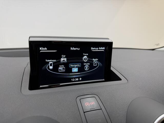 Audi A1 Sportback 1.0 TFSI LM velgen | All weather banden | Bleutooth