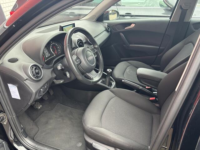 Audi A1 Sportback 1.0 TFSI Pro Line NAVI / AIRCO / BLUETOOTH / CRUISE / NL-AUTO