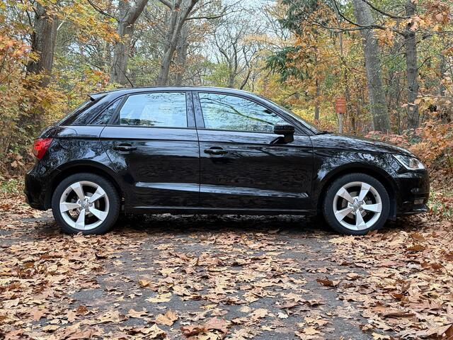 Audi A1 Sportback 1.0 TFSI Advance Sport Clima | Navi | PDC | Bluetooh