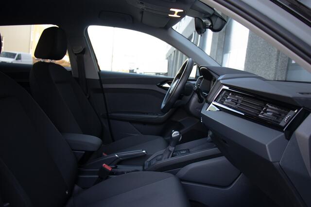 Audi A1 Sportback 30 TFSI Pro Line S edition | S-Line | S-Tronic Automaat | Virtual | Matrix LED | (Draadloos) Carplay | Navigatie | Climate | Stoelverwarming | Keyless | Dealer Onderhouden | BTW | Garantie