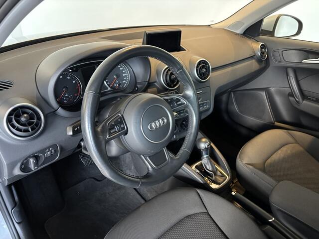 Audi A1 1.0 TFSI Adrenalin S-Line 17" inch, Airco, Navigatie