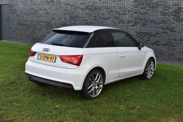 Audi A1 1.4 TFSI Pro Line Navigatie Parkeersensoren