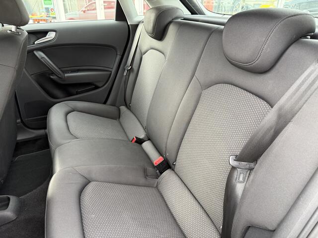 Audi A1 Sportback 1.0 TFSI Advance Sport 5-deurs Navigatie, LMV, Climate contr, Parkeersens, etc..