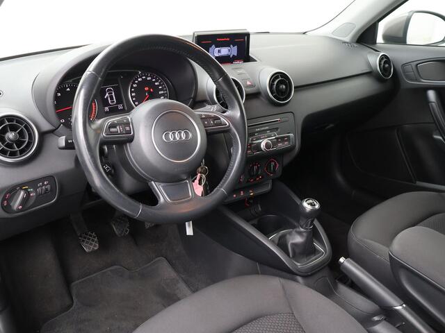 Audi A1 1.0 TFSI Adrenalin | 95pk | Cruise control | Navigatie | Bluetooth | PDC voor + achter | 3deurs |