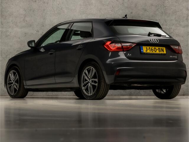 Audi A1 Sportback 25 TFSI Sport (APPLE CARPLAY, GROOT NAVI, CRUISE, SPORTSTOELEN, LEDER STUURWIEL, LANE ASSIST, NIEUWE APK, NIEUWSTAAT)