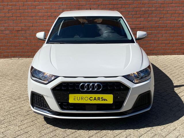 Audi A1 Sportback 30 TFSI 110pk S-Tronic Advanced edition Navigatie Apple Carplay / Android Auto Climate Control Camera Parkeer sensoren Dab