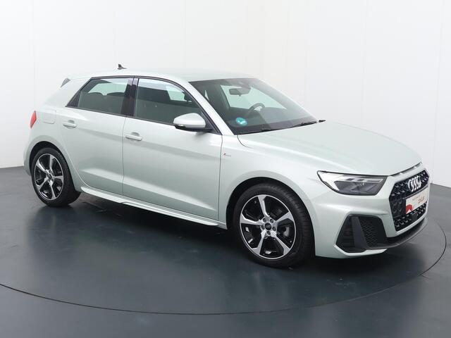 Audi A1 Sportback 35 TFSI S edition | 150 PK | Automaat | Multifunctioneel stuurwiel | Cruisecontrol | Stoelverwarming | Parkeersensoren |
