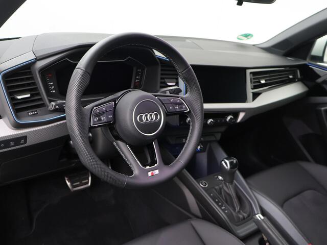 Audi A1 Sportback 35 TFSI S edition | 150 PK | Automaat | Multifunctioneel stuurwiel | Cruisecontrol | Stoelverwarming | Parkeersensoren |