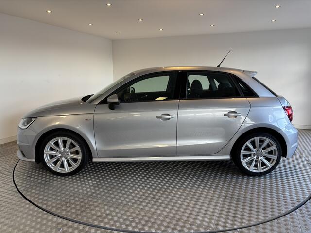 Audi A1 Sportback 1.0 TFSI Adrenalin S-Line 17" inch, Airco, Navigatie