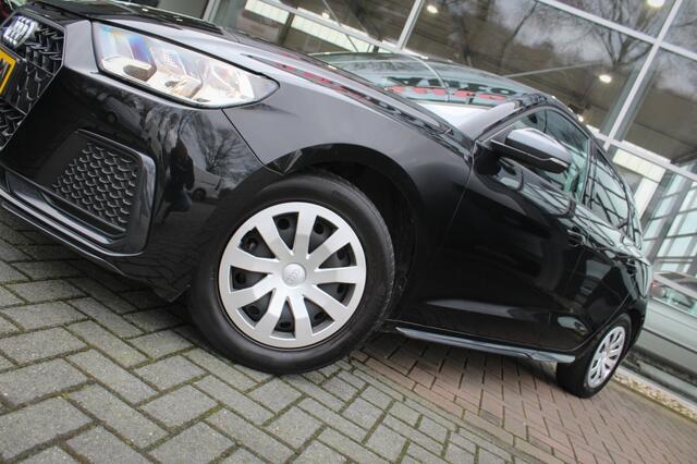 Audi A1 Sportback 25 TFSI Adv. ed.