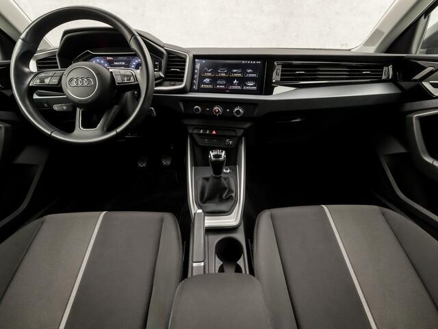 Audi A1 Sportback 25 TFSI Sport (APPLE CARPLAY, GROOT NAVI, LM VELGEN, SPORTSTOELEN, CRUISE, LANE ASSIST, LEDER SPORTSTUUR, NIEUWSTAAT)