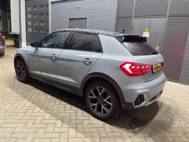 Audi A1 citycarver 30 TFSI epic | Getint Glas | 17 Inch | LED | Apple Carplay