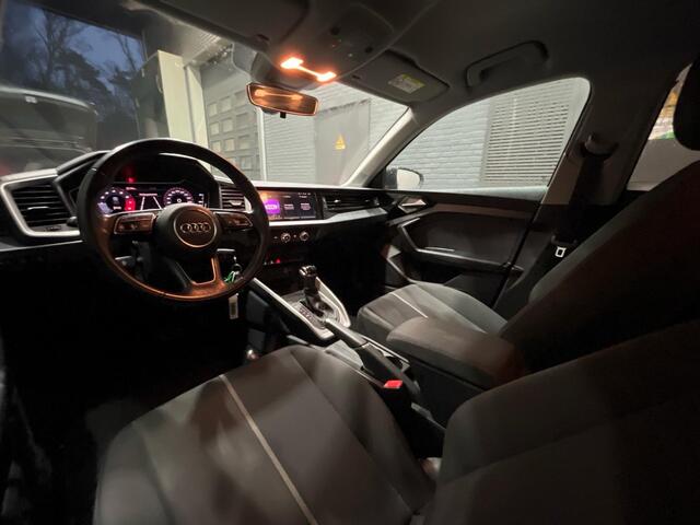 Audi A1 citycarver 30 TFSI epic | Getint Glas | 17 Inch | LED | Apple Carplay