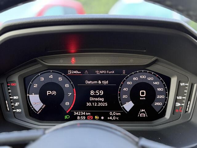 Audi A1 Sportback 30 TFSI Pro Line LED l AppleCarplay l 18 Inch l Black Style l Stoelverarming