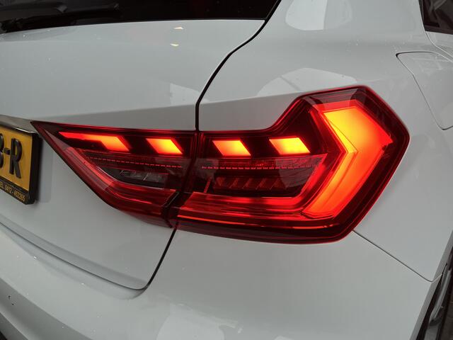 Audi A1 Sportback 25 TFSI S edition /Cruise control/Carplay|Virtual Cockpit/Stoelverw