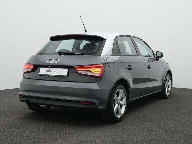 Audi A1 Sportback 1.0 TFSI 95 pk S-tronic | Stoelverwarming | Keyless Entry | Parkeersensoren achter | Cruise Control | Xenon/LED