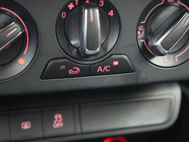 Audi A1 Sportback 1.0TFSI/95PK Advance Sport · S-line · Navigatie · Cruise control