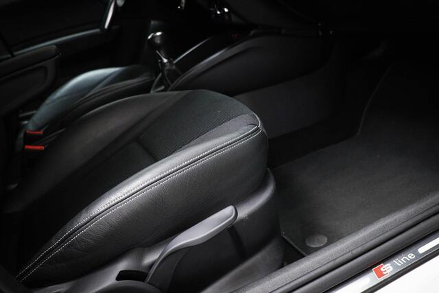 Audi A1 Sportback 1.0 TFSI Advance Sport | HALF LEDER | AIRCO | CRUISE CONTROL | NAVIGATIE | 17"