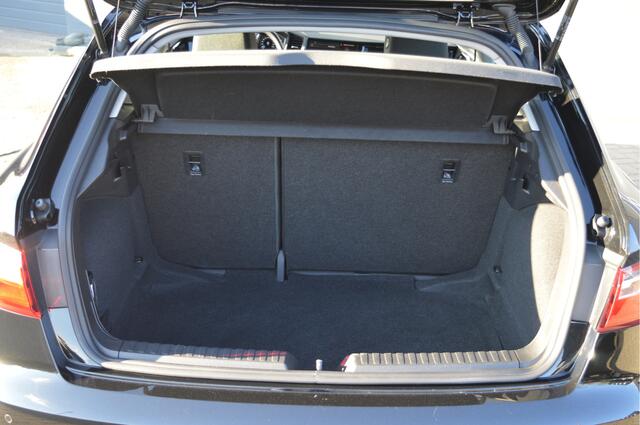 Audi A1 Sportback 25 TFSI Pro Line | Virtual cockpit/Carplay/Airco | Nagenoeg nieuwstaat |