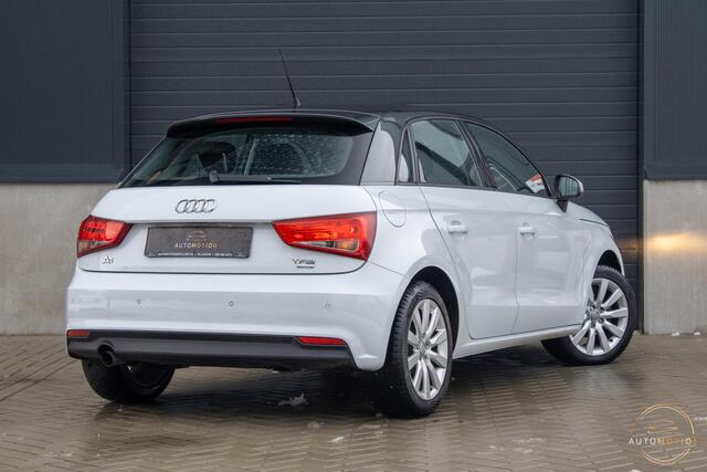 Audi A1 Sportback 1.0 TFSI Stoelverwarming ParkeerSensor CruiseControl