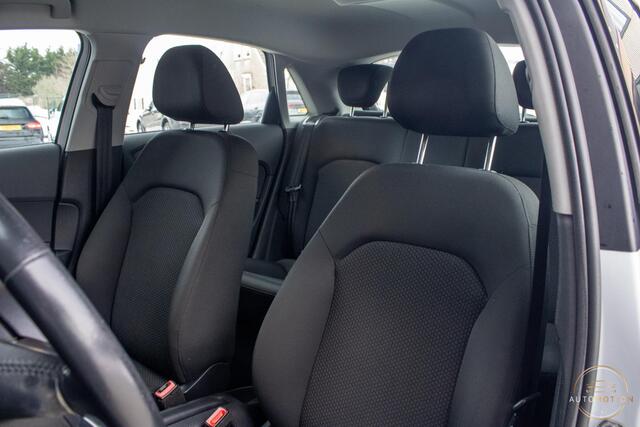 Audi A1 Sportback 1.0 TFSI Stoelverwarming ParkeerSensor CruiseControl