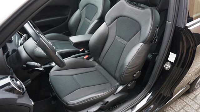 Audi A1 1.0 TFSI 95pk 3Drs 2x S-Line Automaat Pano.Dak BOSE Navi LED 17inch LM *Zeer Nette A1* NL auto!
