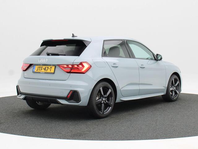 Audi A1 Sportback 30 TFSI | S edition | 116 PK | Contrastdak | Dynamica | 17 inch velgen | Privacyglas |