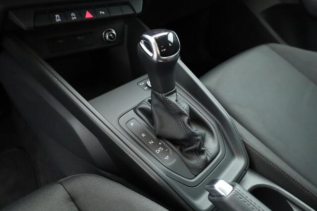 Audi A1 Sportback 30 TFSI S-Line | Navi | Apple CarPlay & Android Auto | Stoelverw. | Cruise Control | PDC V+A | 16''