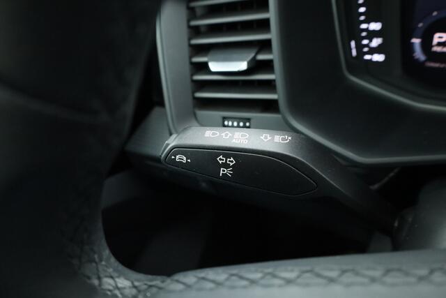 Audi A1 Sportback 30 TFSI S-Line | Navi | Apple CarPlay & Android Auto | Stoelverw. | Cruise Control | PDC V+A | 16''