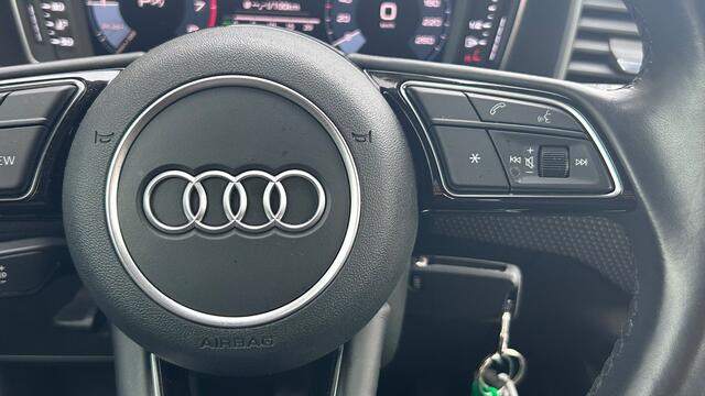 Audi A1 Sportback 25 TFSI epic | 17"Lmv | Apple carplay | Pdc |