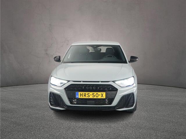 Audi A1 Sportback 25 TFSI S edition | Cruise control | S-line | Full-Led | Optiek zwart | Ambient lighting |