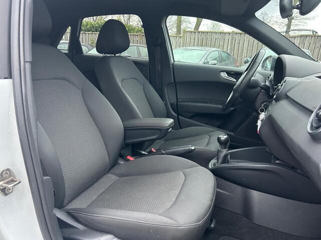 Audi A1 1.4 TFSI ADRENALIN S Line, Xenon, Pano, Cruise