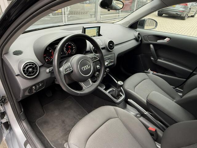 Audi A1 Sportback 1.0 TFSI *!* S-LINE *!* PANORAMADAK/ NAVI/ CRUISE/ 17 INCH/ LED *!*