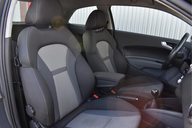 Audi A1 1.0 TFSI Stoelverwarming, DAB, PDC, Climatronic
